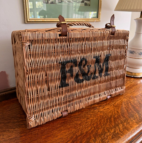 Wicker picnic basket hamper - picnic,