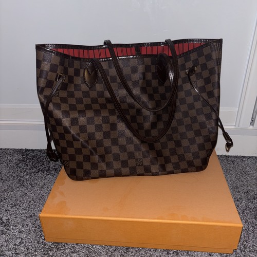 Louis vuitton damier - vuitton, ebene