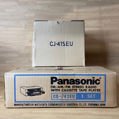 New vintage panasonic - new, cq-742e
