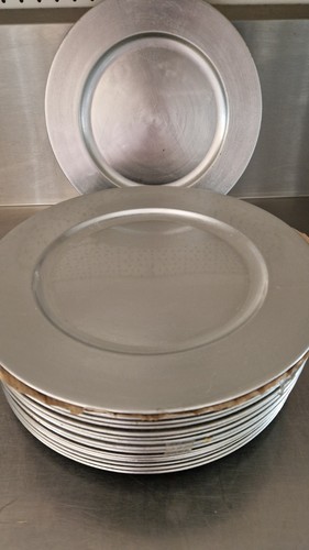 Gloss silver charger plates - silver,