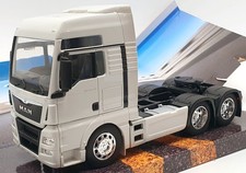 Welly 1/32 Scale Model Truck