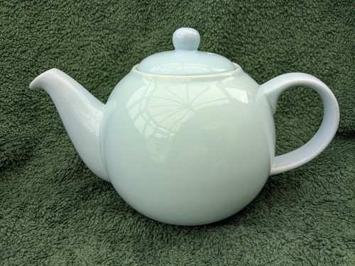 Large pale blue - blue, globe