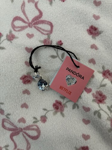 Pandora bridgerton bee - pandora,