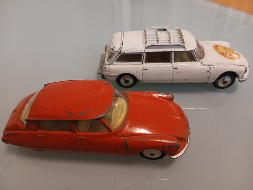 Corgi toys lot citroens - of,