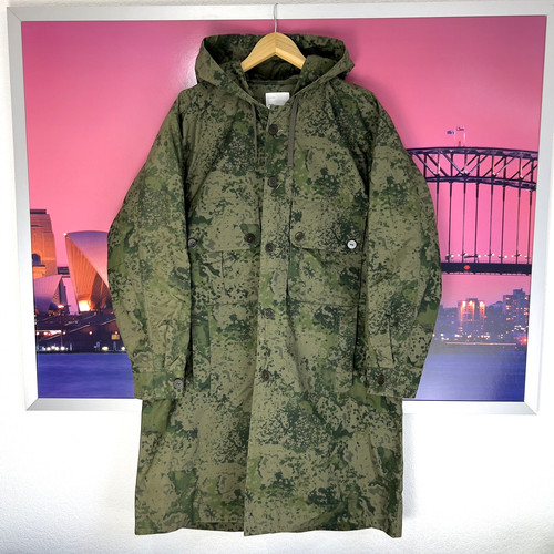 Pretty green white label wax - white,