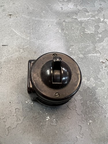 Vintage bakelite light switch - vintage,
