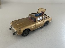 Corgi Toys Aston Martin DB5 James Bond Goldfinger 1st Edition 261. Read Notes 