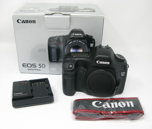 Canon eos body only - 5d,