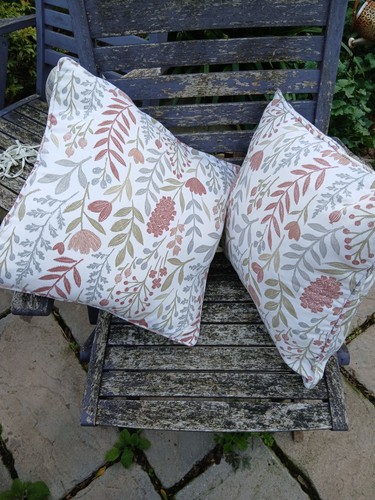 Laura ashley cottagecore - x,
