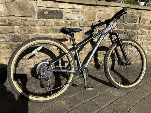 Whyte mountain bike 403 - bike,