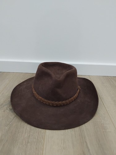Akubra brown felt hat - hat, in