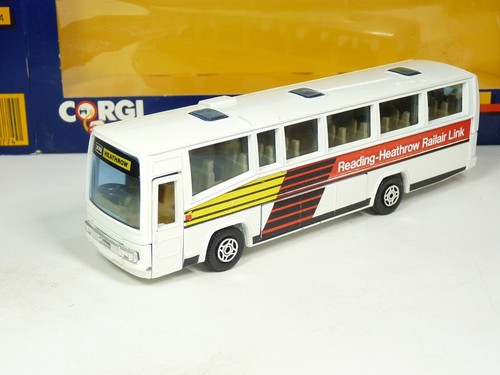 Corgi 774 1988 plaxton - corgi,