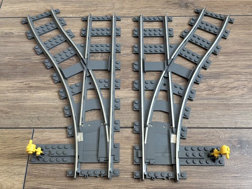 Lego train track railway - train, 9v