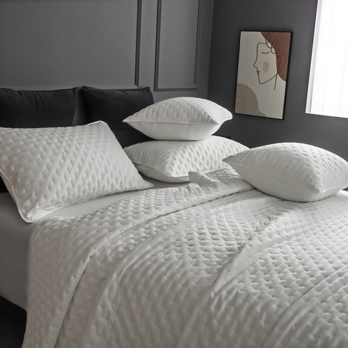 Piece quilted bedspread - 3-piece,