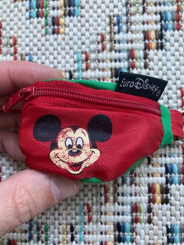 Euro disney keyring - disney, bum