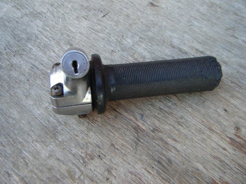 Feridax locking twist grip - twist,