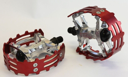 Old school bmx beartrap pedals - old,