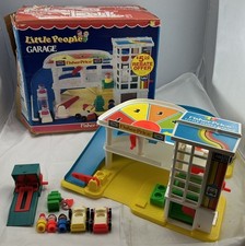 1990 Fisher Price Little People Garage #2504 Complete Set Clean Good Condition