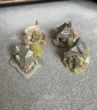 X4 Lilliput Lane Cottages The