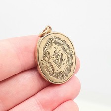 Antique Solid 14k Gold Locket Victorian Yellow Gold Hand Engraved Solid 14kt 585