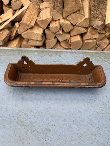 Antique cast iron - cast,