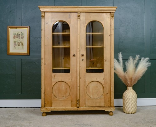 Farmhouse pine pantry larder - farmhouse,