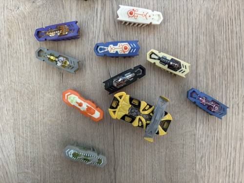 Hexbug bundle with tracks and - hexbug,