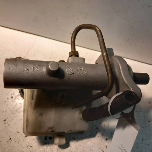 Brake vaccum pump volvo - vaccum,