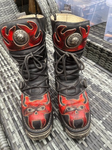 New rocks boots - rocks, used