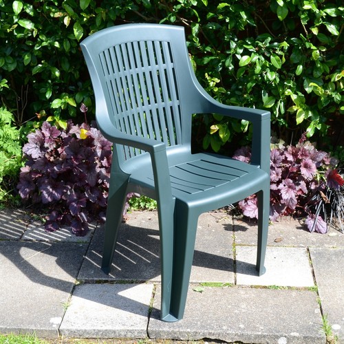 Parma stacking chairs 4 - "parma", in