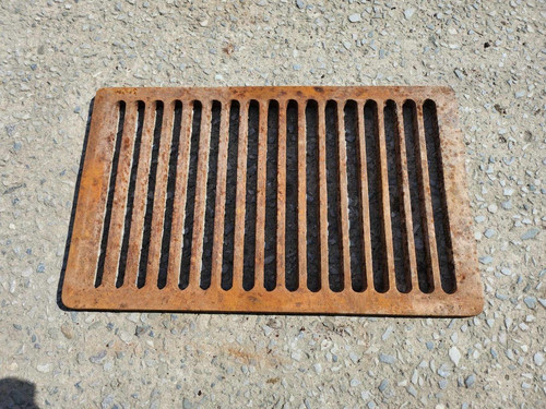 Cast iron fire grate rounded - iron,