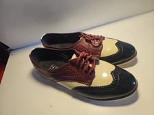 Dr. Martens Benita Brogue