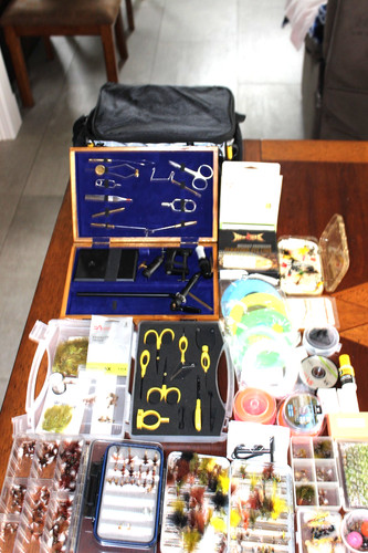 Complete fly tying - complete, kits