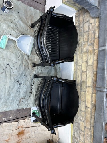 Cast iron fire - cast,