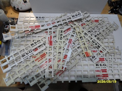 Scalextric 1960 barriers - scalextric, 1960's