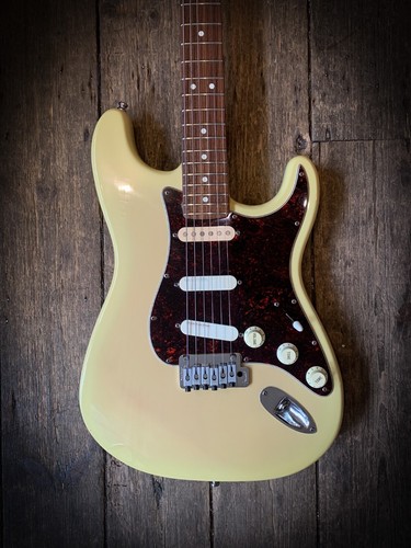 1994 fender stratocaster - 1994,