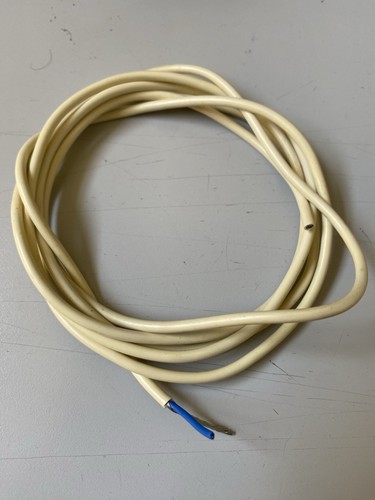Cream screened cable 1 6m - , 1.6m