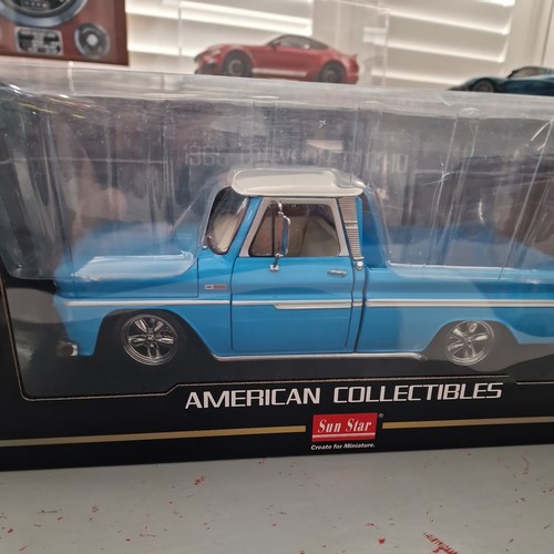 Sunstar 1965 chevyc - 1/18,