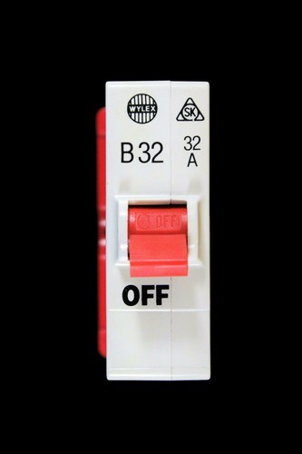Wylex amp curve - amp,