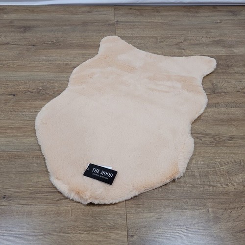 Faux rabbit fur rug - faux,