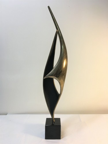 Signed bob bennett bronze - signed,