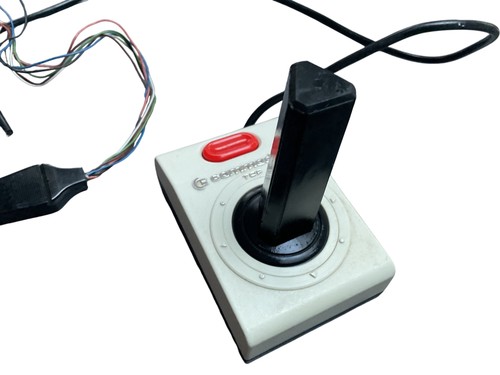 Commodore vic20 joystick - commodore,