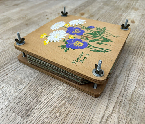 Wooden flower press with - flower, wing