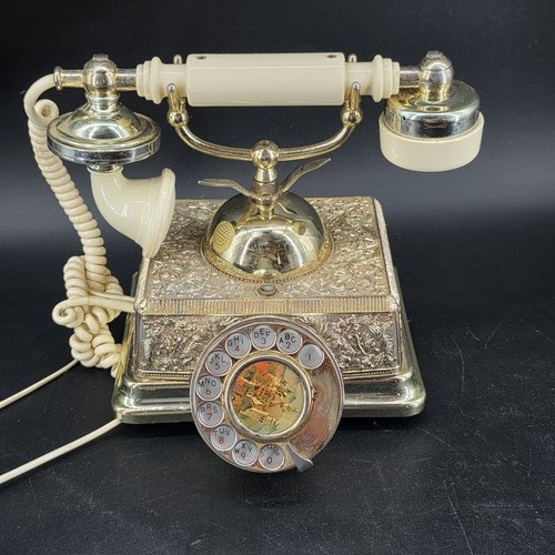 Vintage style gold tone rotary - style,