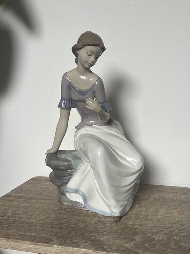Vintage nao lladro spring - nao,