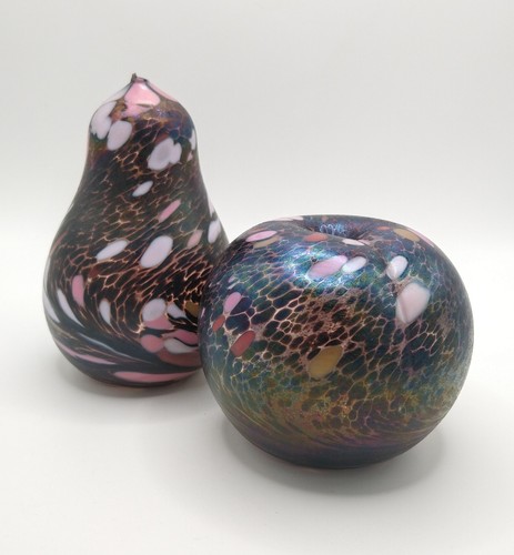 Glass paperweights apple - glass,