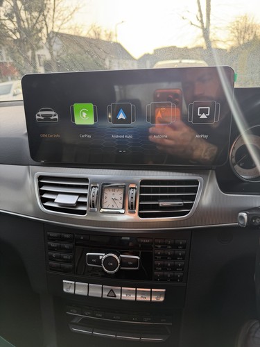 Multimedia screen - multimedia,