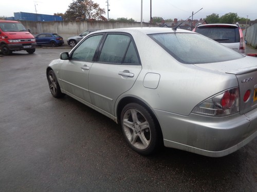 Lexus is200 door window - door,