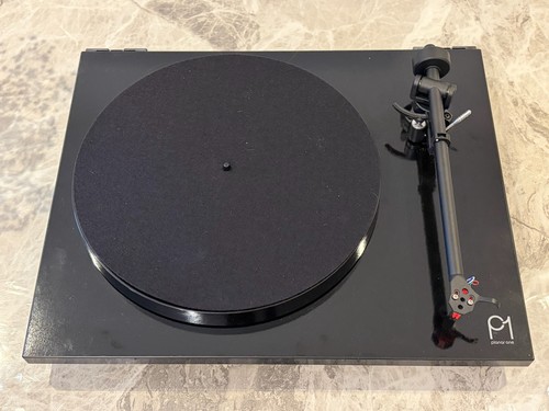 Rega planar turntable - 1, p1