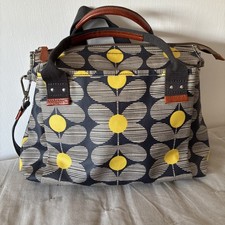 Orla Kiely zip messenger/